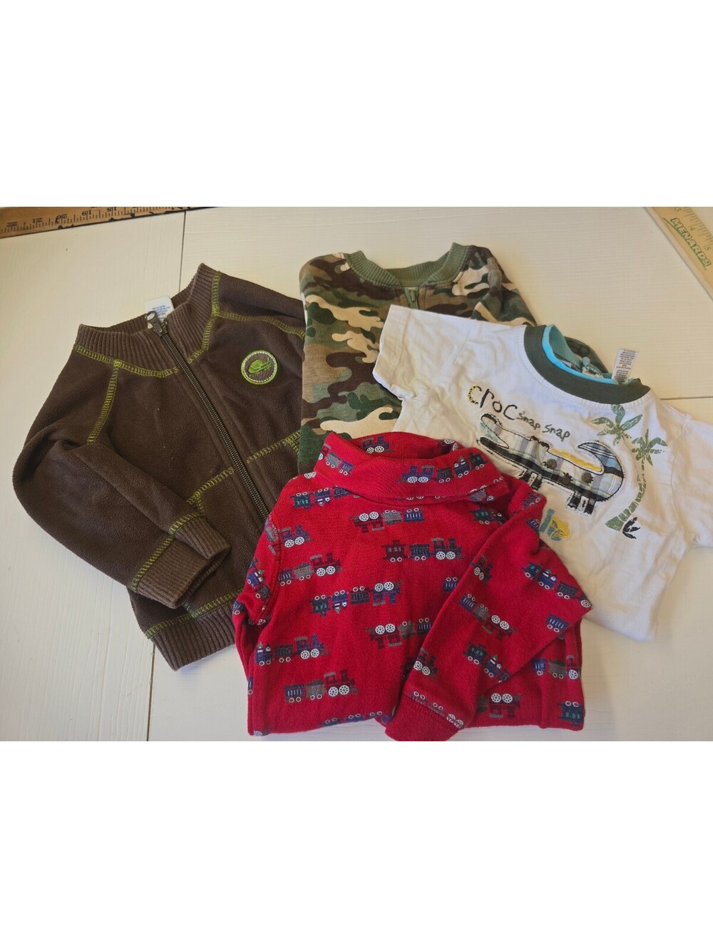 Baby Boys 6M 12M Tops Lot 4 Pcs Old Navy Fleece Jacket OshKosh Train Romper